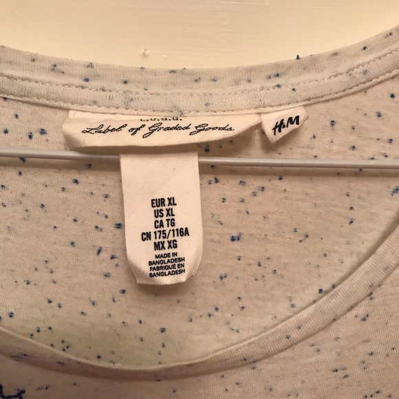 H&M Graphic Top - Picture 3 of 7